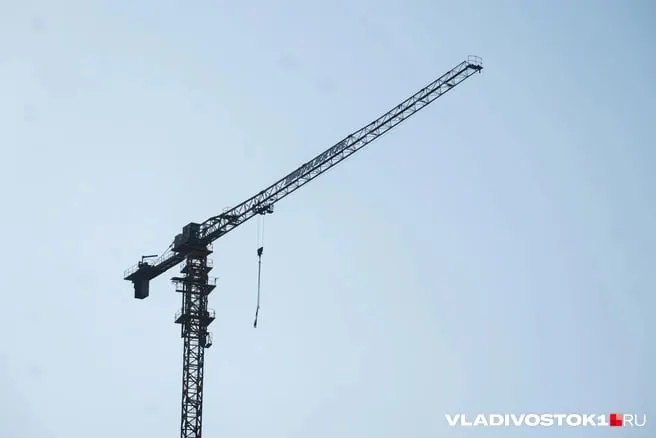 В Приморье стартовало согласование обновлённого проекта комплексного развития территории: здесь планируют жилые дома, образовательный кластер на 700 мест, спортивные объекты, новый рынок и благоустроенную набережную.