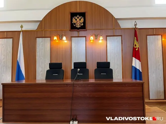 Арбитраж удовлетворил иск Корпорации развития Дальнего Востока и Арктики: ООО «Сервис-Групп» не вложило ни рубля из предусмотренных 205 млн рублей в строительство туристической базы, соглашение расторгнуто.