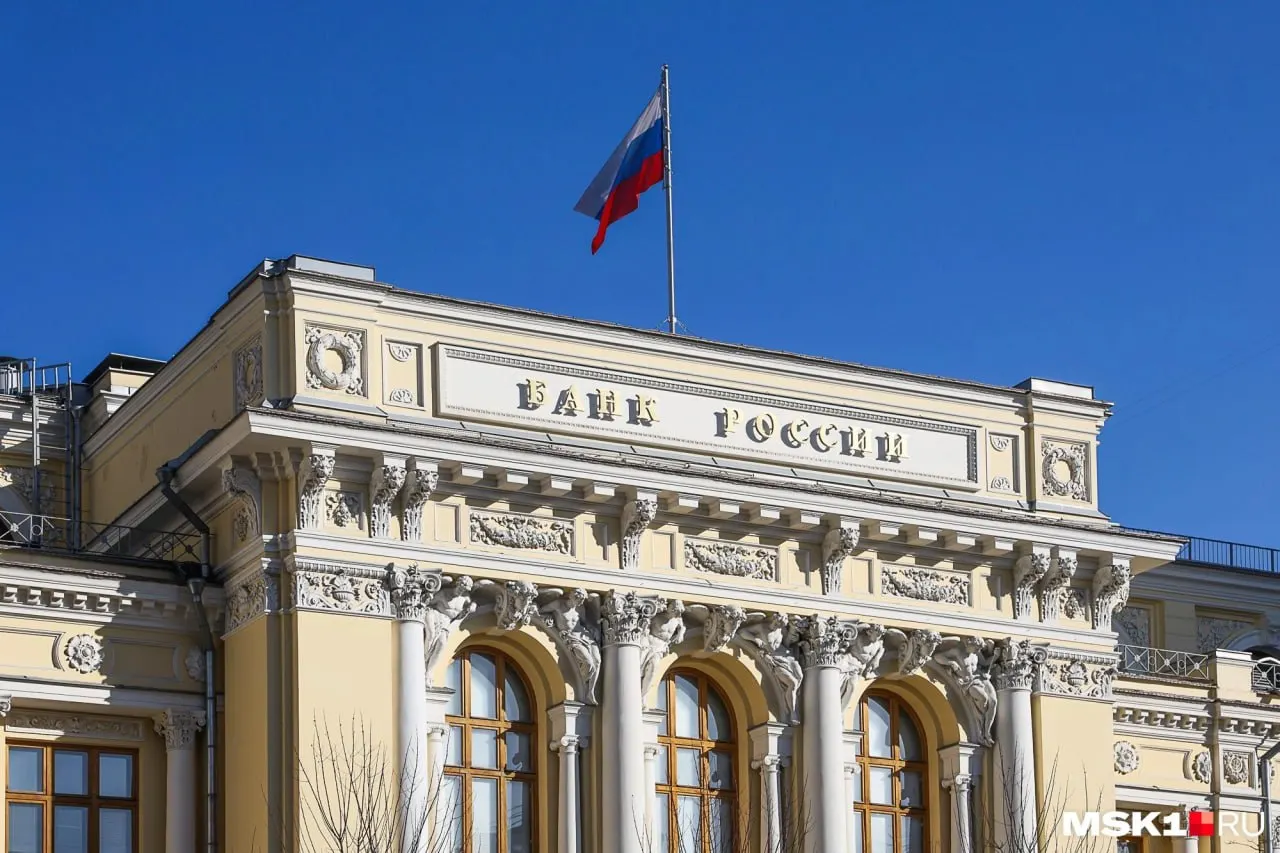 Суммы списаний в рамках федеральной программы различаются для 20 регионов и зависят от пополнения бюджетов, расходов на нацпроекты, ремонта ЖКХ, переселения из аварийного жилья и поддержки промышленности.