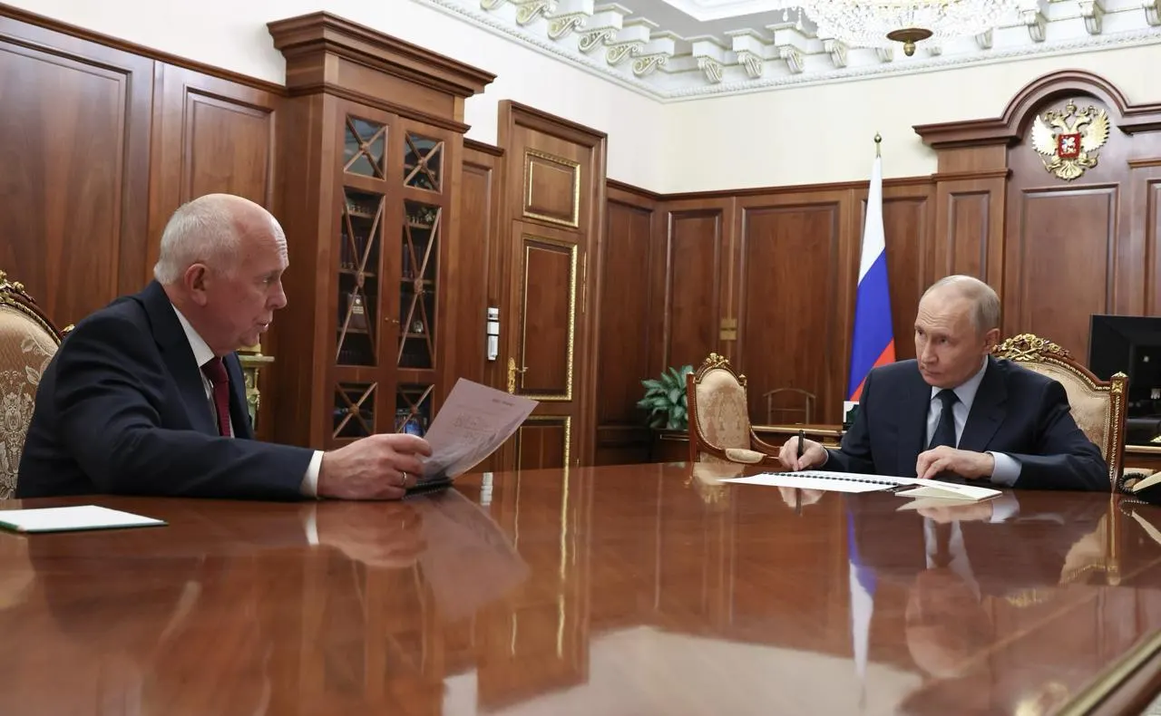Глава Ростеха доложил президенту, что серийный запуск пассажирских самолётов перенесён на следующий год; в этом году ожидается лишь сертификат на Ил‑114‑300.