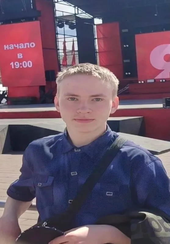 Семён ушёл из дома в микрорайоне Кадалинка 24 июня и не вернулся. Публикуем приметы и контакты для сообщений.