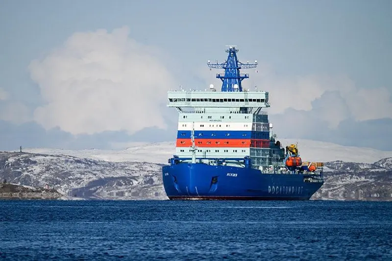 Верховный суд рассмотрит жалобу по делу о банкротстве Мурманского морского пароходства. Критические долги, претензии к владельцу и смена операторов в Арктике — что известно к этому моменту.