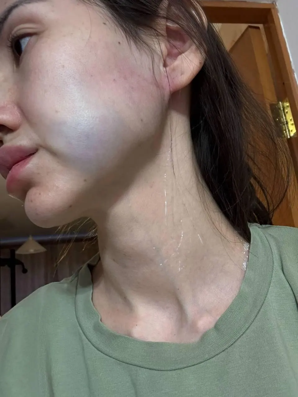 В Якутске 7 июня мужчина напал на бывшую сожительницу у подъезда — ей диагностировали сотрясение, ушибы и перелом ключицы. Подозреваемый утверждает, что поддался «провокации», пострадавшая пытается повторно привлечь его к ответственности.