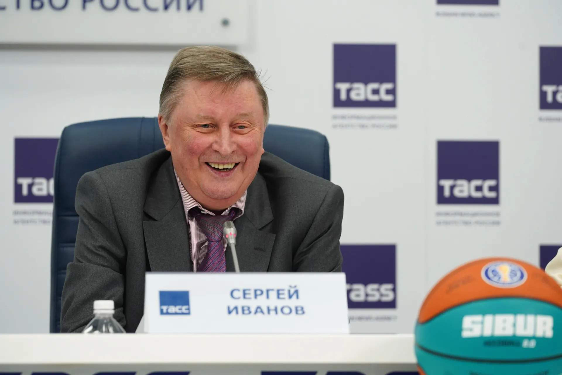 Близкий друг сообщил, что общался с Ивановым всего три дня назад. Государственный деятель умер в возрасте 73 лет.