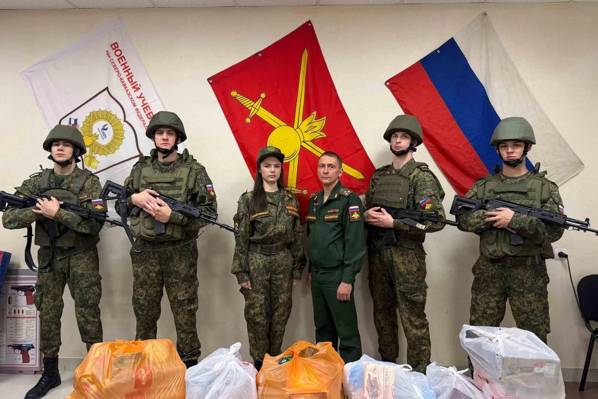 Университеты по всей стране подают иски к выпускникам военных учебных центров, требуя возмещения полной стоимости обучения — суммы доходят до миллионов рублей. Лишь немногим удалось оспорить взыскания через суд.