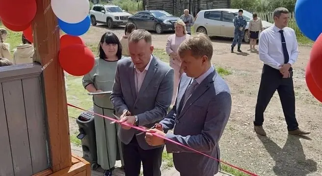 В Тупике открылся судебный участок №62 в новом помещении рядом с больницей: торжественное перерезание ленты, выступление творческого коллектива и благодарности властям за поддержку.