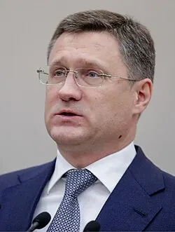 Вице‑премьер Александр Новак сообщил, что на штабе по топливному рынку приняли решение продлить запрет на экспорт бензина для производителей и непроизводителей до конца года. Запрет на экспорт дизеля снимут по мере восстановления рынка.
