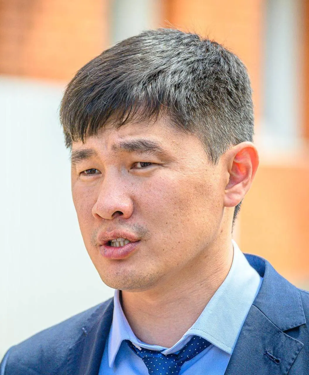 С 1 июля Алдар Бальжиров стал руководителем созданной властями читинской организации помощи участникам СВО — АНО «Патриотическое». Учредитель — департамент госимущества Забайкалья, активы организации превышают 500 млн рублей.