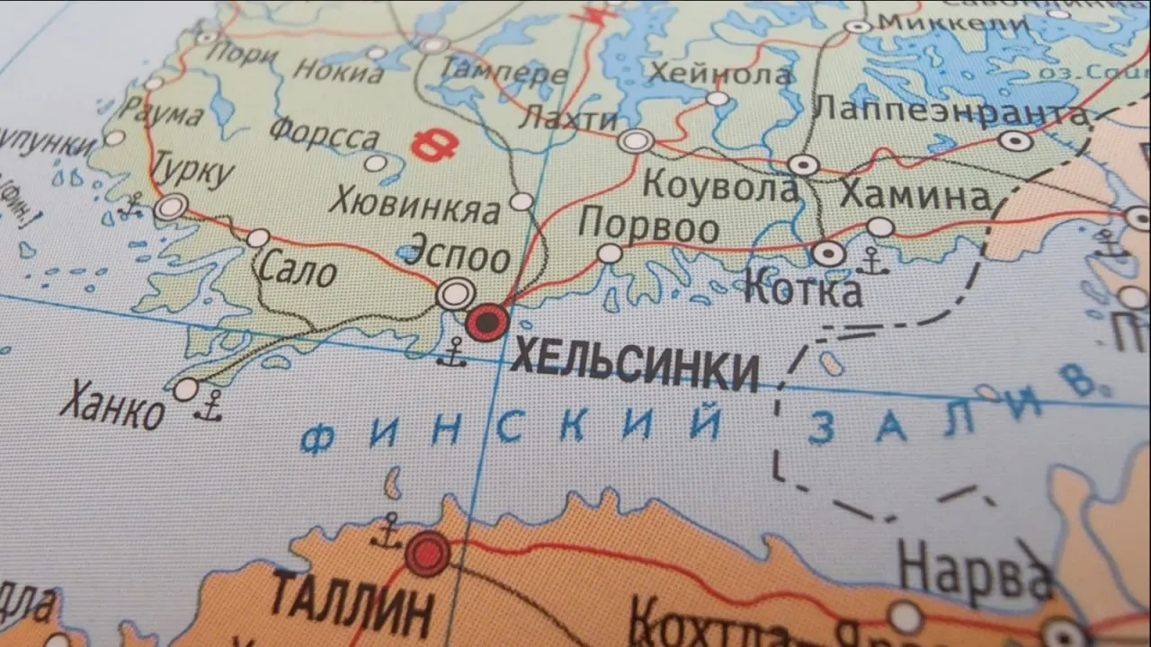 С 1 июля российские таможенные пошлины на железнодорожные перевозки в Финляндию выросли в восемь раз. Поставки удобрений становятся убыточными и могут прекратиться в ближайшие недели, что усугубит проблемы финского сельского хозяйства.