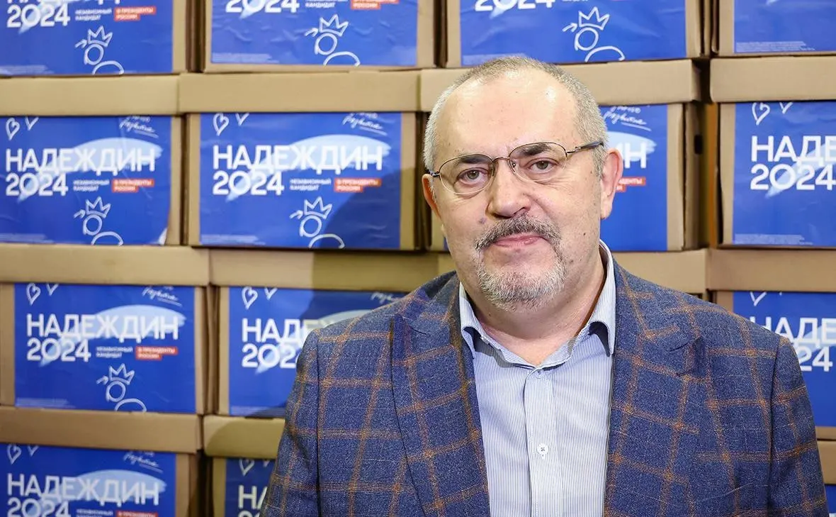 Политик заявил, что после признания «иностранным агентом» и обвинения по экстремистской статье у него нет законной возможности баллотироваться, поэтому он приостанавливает кампанию и благодарит сторонников.