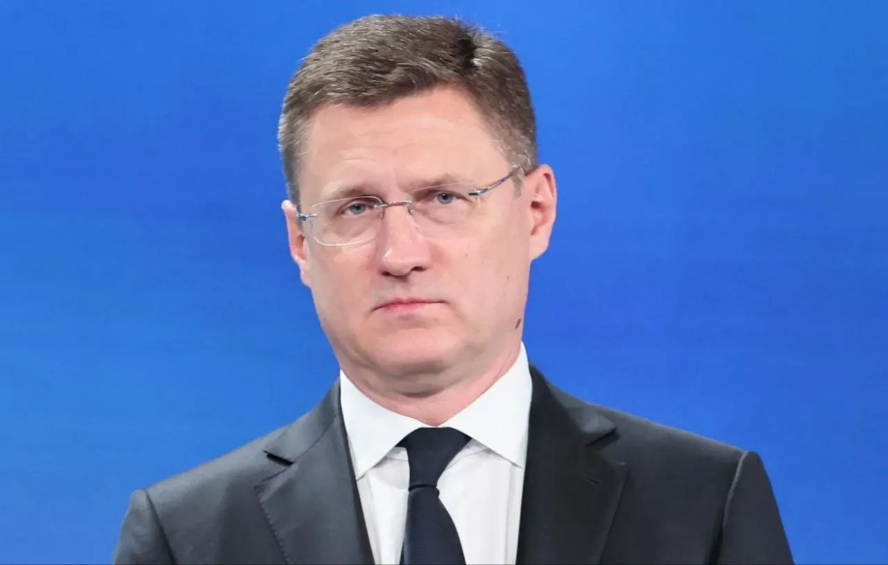 Вице-премьер поручил Минэнерго и ФАС усилить контроль за ценами на независимые заправочные станции.