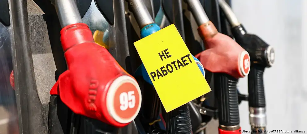 С 12 августа на АЗС региона вводят лимиты на отпуск топлива и устанавливают правила по номеру автомобиля, а также запрет на заправку канистр.