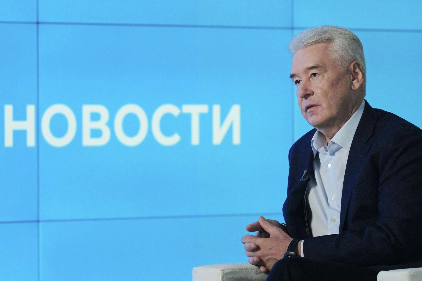Мэр Москвы заявил, что призывы мобилизовать экономику под военные цели приведут к разрушению жизни граждан и экономики, и призвал сохранить мирную экономическую основу.