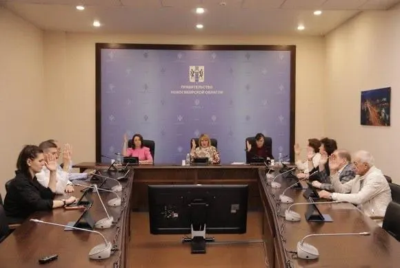 За десять дней до дня голосования регионы обсуждают подготовку к выборам, вопросы дистанционного электронного голосования и связанные эпизоды агитации и задержания кандидатов.