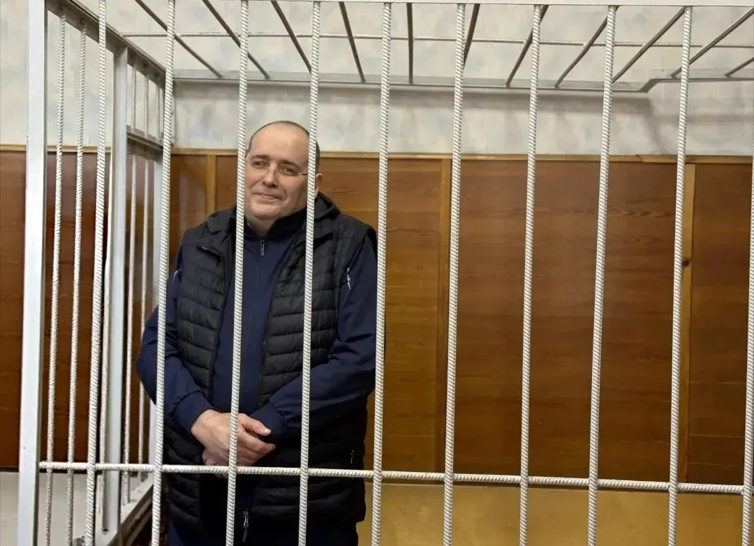Суд вынес решение по делу о взятках на общую сумму около 4,41 млн руб.; Кислицын получил не менее 2,7 млн руб. Общий срок — 14 лет колонии и штраф примерно 17 млн руб.