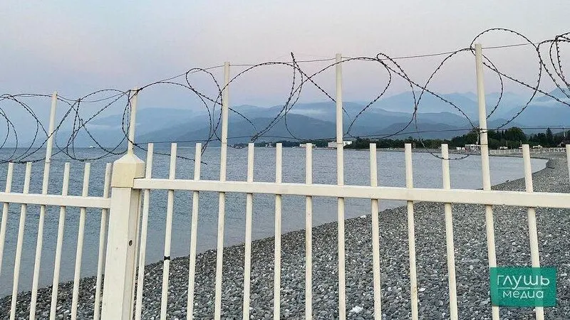 Россияне совершают менее активный внутренний туризм: в прошлом году зафиксировано 92 миллиона поездок внутри страны, что на 2% выше прошлогоднего уровня.