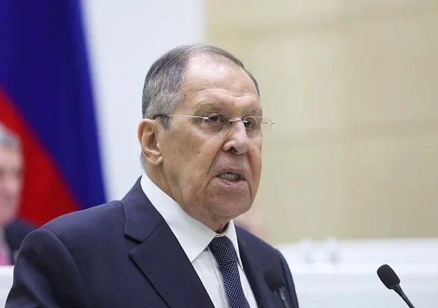 Лавров заявил, что закрытие генконсульства в Бонне и Русского дома в Берлине после инцидента с беспилотником в Лейпциге свидетельствует, что уроки истории ещё не усвоены.