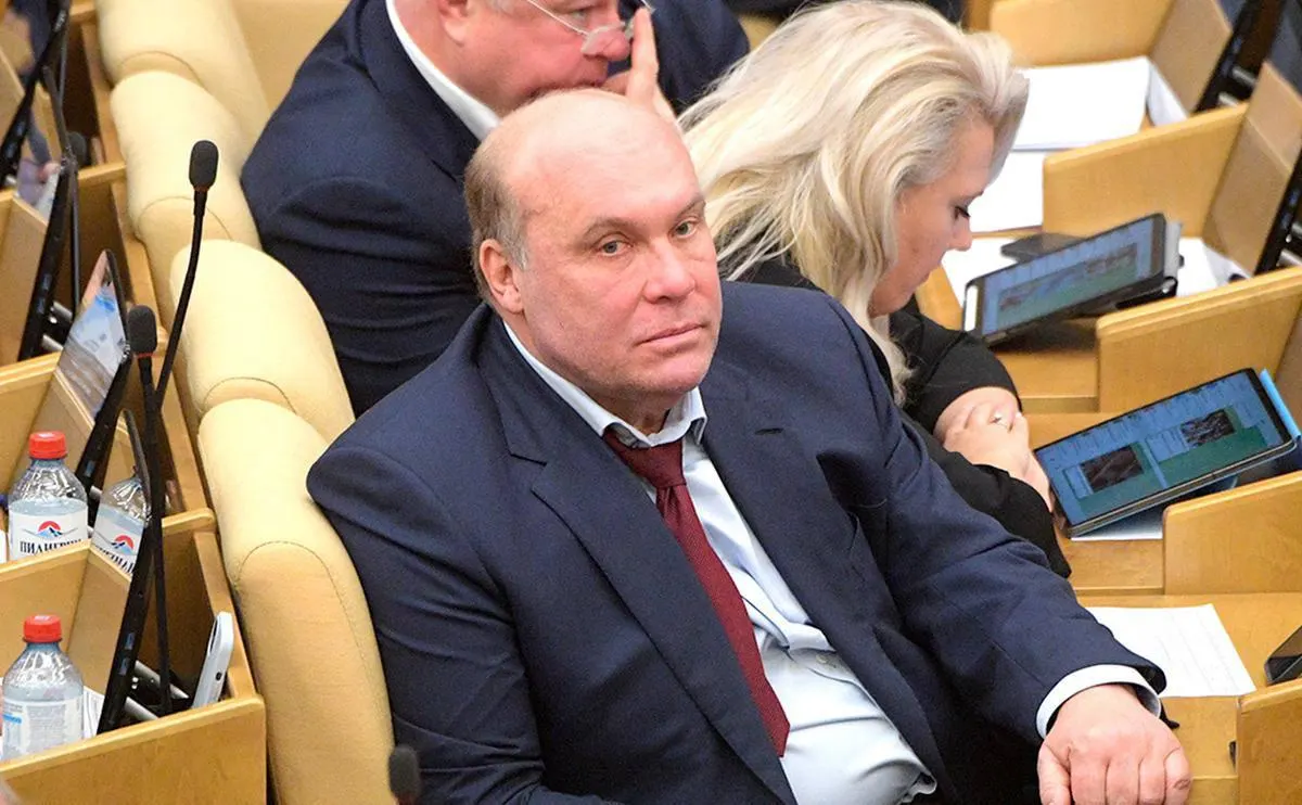 Депутат назвал сообщения о возможной мобилизации слухами и заявил, что такие сведения распространяют иностранные спецслужбы с целью запугивания населения.