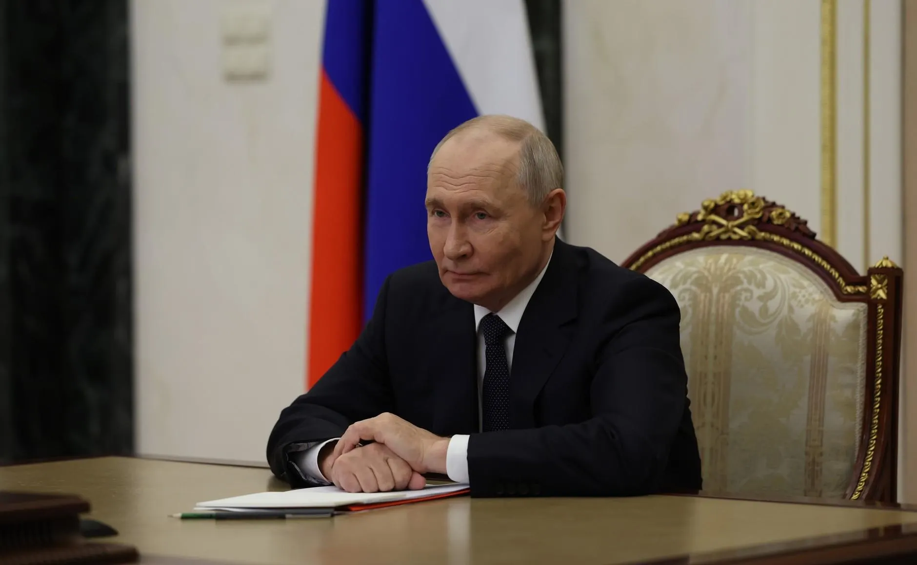 Ключевые заявления и контекст начала беседы.