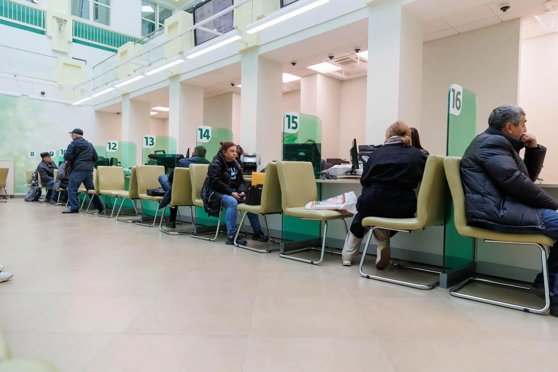 Разбираемся с рисками дефолта, влияния на цены, кредиты и повседневную жизнь граждан.