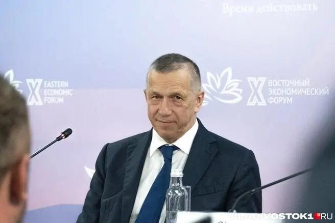 Указ подписан президентом и устанавливает назначение Трутнева на пост помощника президента; документ вступает в силу 22 октября 2026 года.