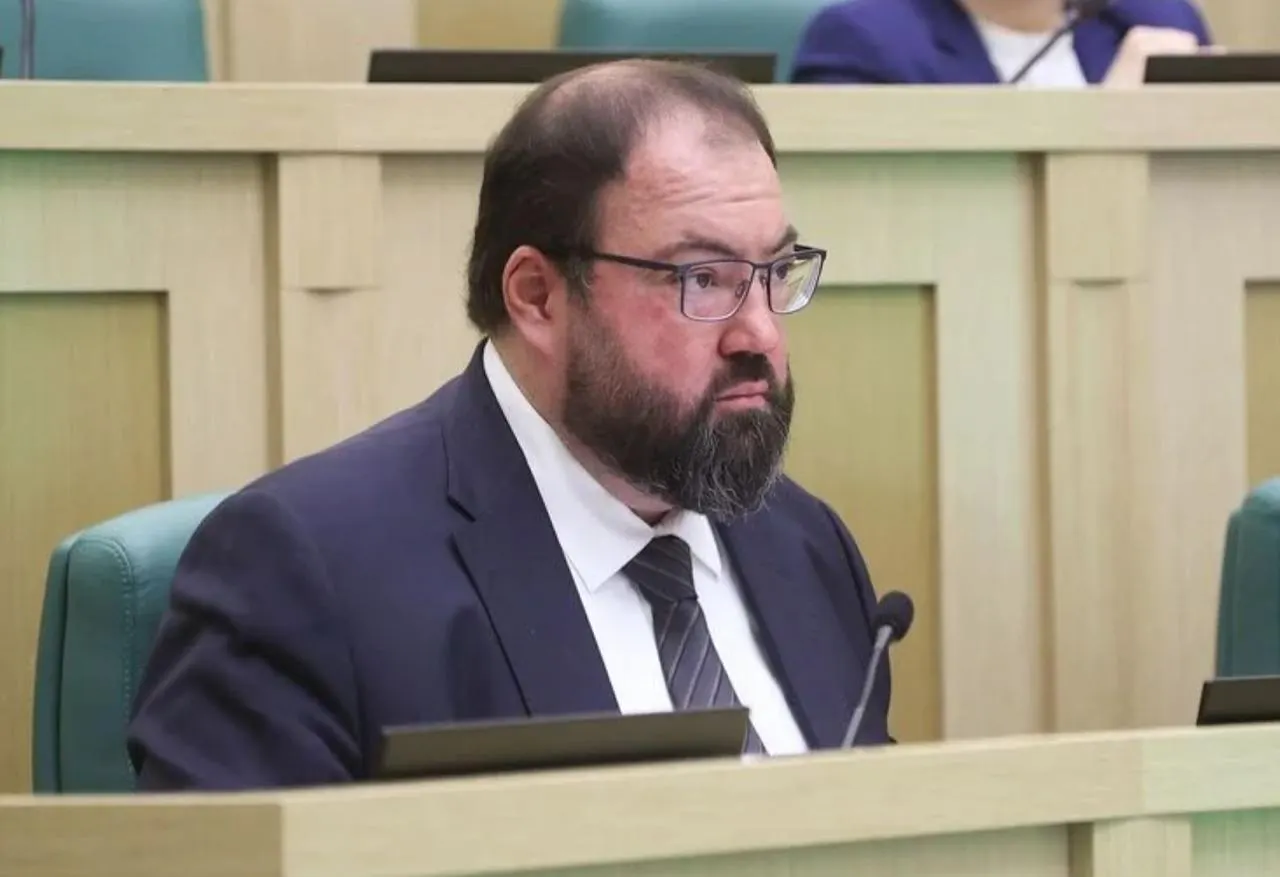 Обсуждаются меры защиты дата‑центров на фоне атак беспилотников, повлекших сбои в работе сервисов Яндекса. Восстановление может занять месяцы.
