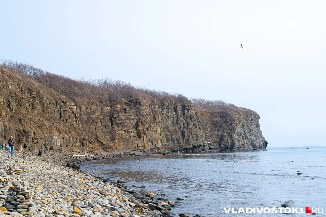 Остров Русский и побережье Японского моря в Приморье названы самыми популярными направлениями для отдыха осенью; в списке отмечены регионы Сахалинская область, Хакасия и Самарская область.