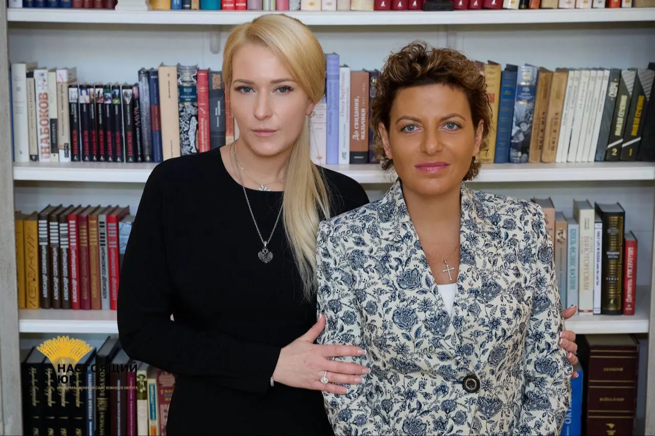 Уполномоченная по правам человека Яна Лантратова предложила назначить Маргариту Симоньян на должность руководителя Общественного совета.