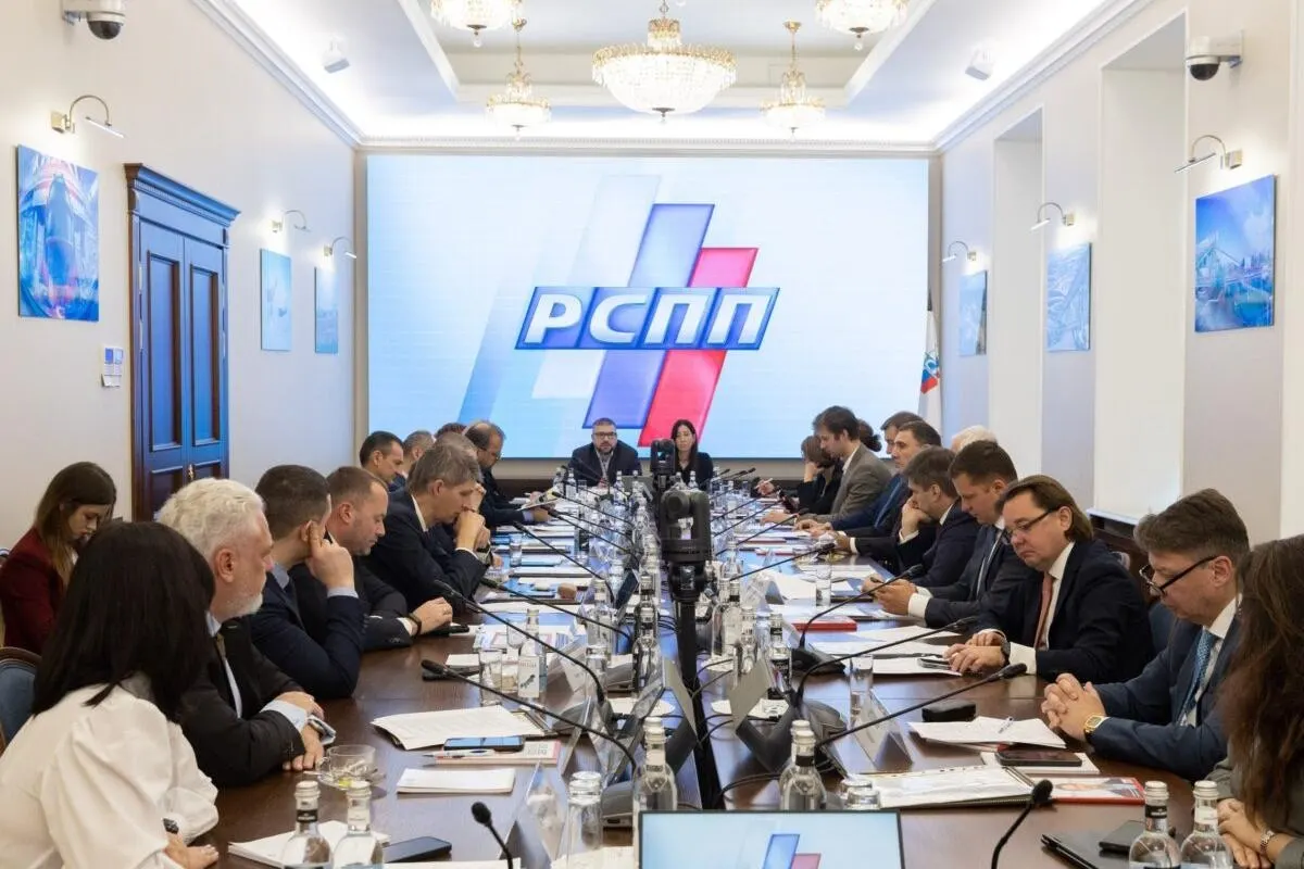 Российский союз промышленников и предпринимателей критикует предлагаемую Минфином схему налога на сверхдоходы добывающих компаний на 2027–2029 годы, называя механизм необоснованной нагрузкой и предлагая альтернативы.